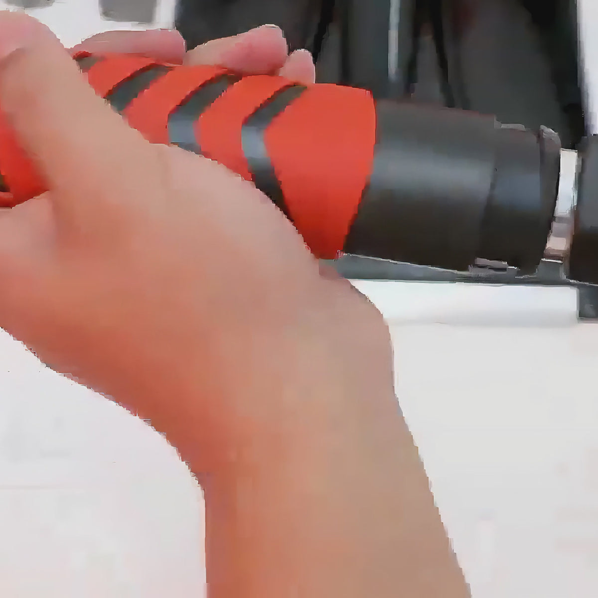 Load video: itoolmax 4 in 1 extendable car snow brush